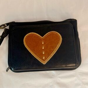 🌸Accessory Concepts pre owned black and tan wallet/clutch